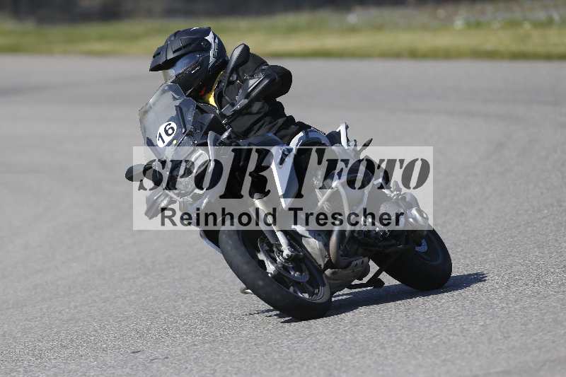 /01 02.04.2026 MAZ ADR/Gruppe gelb Gruppe gruen/16